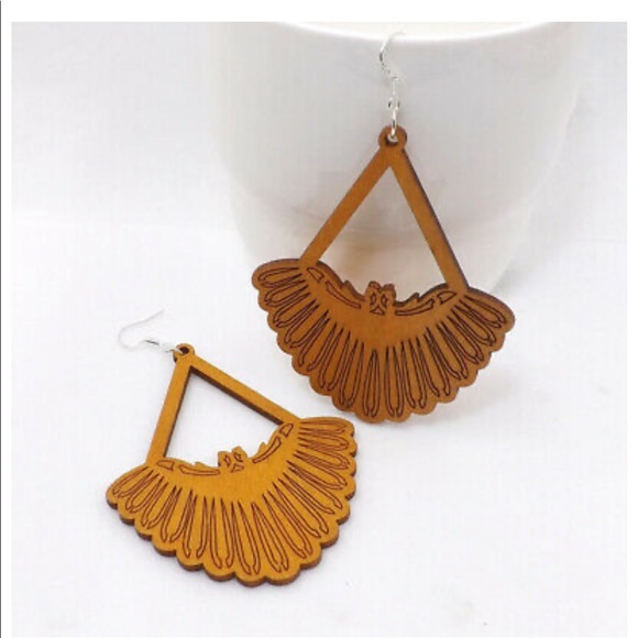 Fun Large Wooden pendant Earrings - Picture 2 of 3